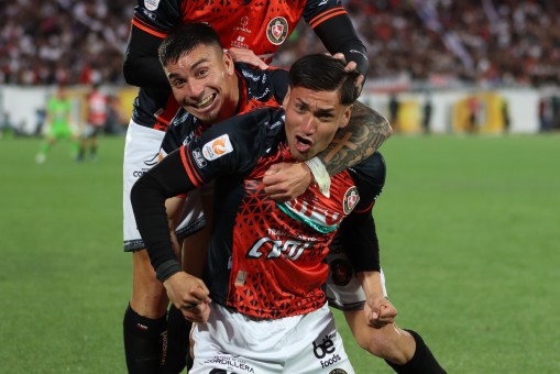 Limache logró agónico empate frente a Colo Colo